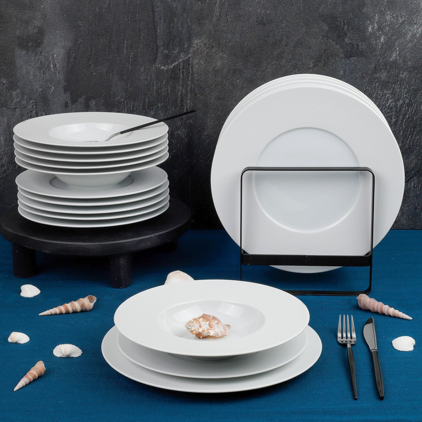 Medard de Noblat - Batik Serviesset 18-delig Serviesset Medard de Noblat