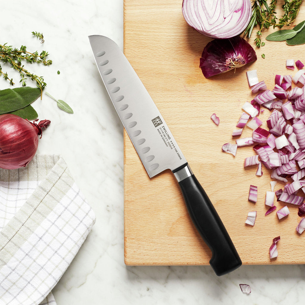 Zwilling - 4 Star Santoku knife with dimples 180 mm